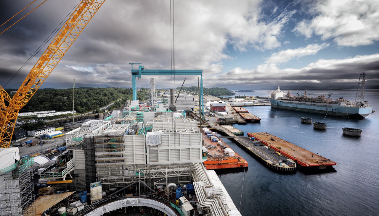 Energija, naravni viri in industrija 