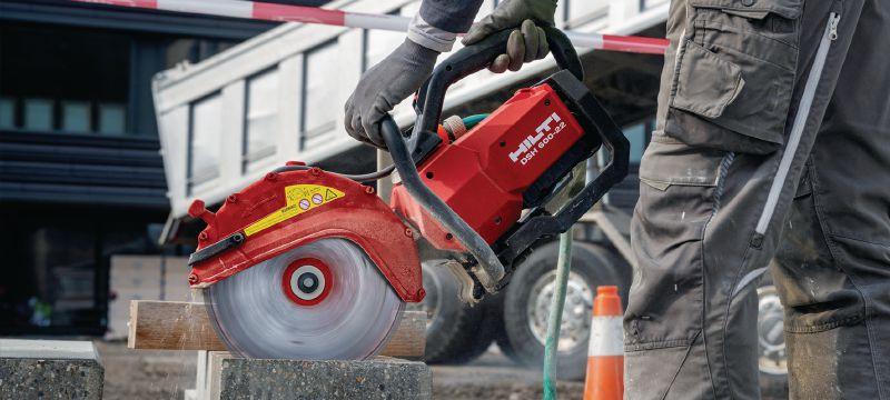 Baterijska žaga DSH 600-22 Baterijska žaga za zahtevna dela pri rezanju betona, kovin in opeke (baterijska platforma Nuron) Vrste uporabe 1