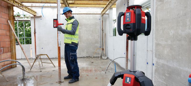 Nivelir z rotacijskim laserjem za zunanjo uporabo PR 300-HV2S Rotacijski laser za zunanjo uporabo za vodoravno izravnavo, navpično izravnavo, naklon in določanje pravih kotov Vrste uporabe 1