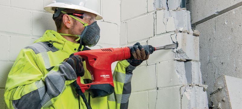 Udarno kladivo TE 500 SDS-Max Robustno rušilno kladivo SDS Max (TE-Y) za nezahtevno dletenje v beton in opeko Vrste uporabe 1