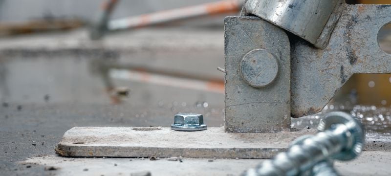 Vijačno sidro HUS4-H Visokozmogljivo vijačno sidro s šesterokotno glavo za pritrjevanje v betonu in opeki (ogljikovo jeklo) Vrste uporabe 1