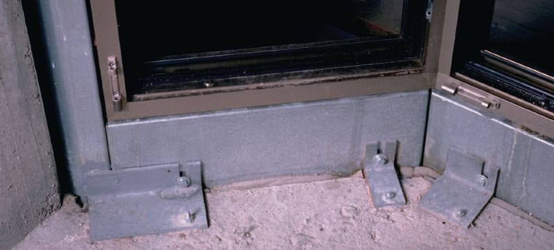 Zagozdno sidro iz nerjavečega jekla HST3-R BW Izjemno zmogljivo sidro za razpokan beton in potresno odporne aplikacije (A4 SS + široka podložka) Vrste uporabe 1