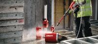 Brezžični tlačni čistilo PC 2-22 Prenosni tlačni čistilnika s 40 bari (580 PSI) delovnega pritiska za lažje čiščenje gradbišč (baterijska platforma Nuron) Vrste uporabe 2