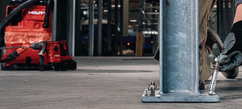 Zagozdno sidro HST4-R DN iz nerjavnega jekla Naše najbolj zmogljivo razporno sidro za visoke statične/potresne obremenitve v razpokanem betonu (nerjavno jeklo, kupolna matica) Vrste uporabe 1