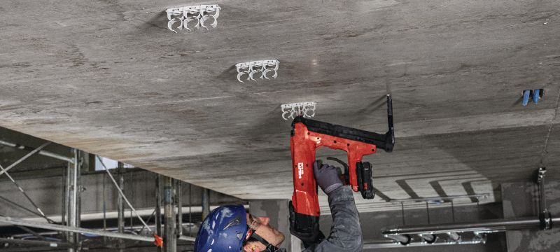 Večnamenska sponka X-FC MX Nastavljiva elektro spona, optimizirana za magazinirane žičnike, združljiva z različnimi načini pritrjevanja, osnovnimi materiali in premeri elektro vod Vrste uporabe 1
