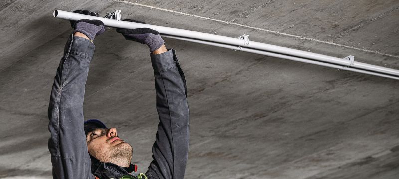 Elektro spona X-EKS MX (02) Plastična elektro spona, optimizirana za magazinirane žičnike in združljiva z različnimi načini pritrjevanja ter osnovnimi materiali Vrste uporabe 1