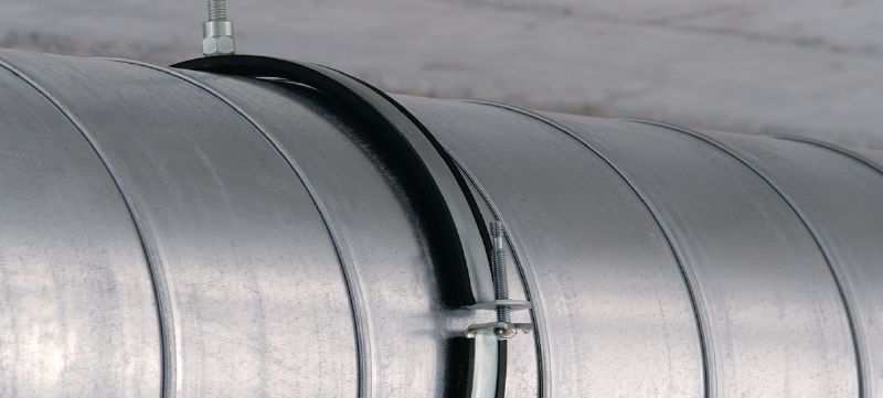 Objemka za prezračevalne cevi MV-PI Galvanizirana cevna objemka za prezračevanje z zvočno izolacijo za visoko produktivnost pri aplikacijah s spiralnimi cevmi Vrste uporabe 1