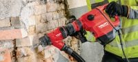 Ploščata dleta TE-YX FM Samoizravnalni nastavki za ploščata dleta SDS Max (TE-Y) za natančno rušenje betona in opeke Vrste uporabe 2