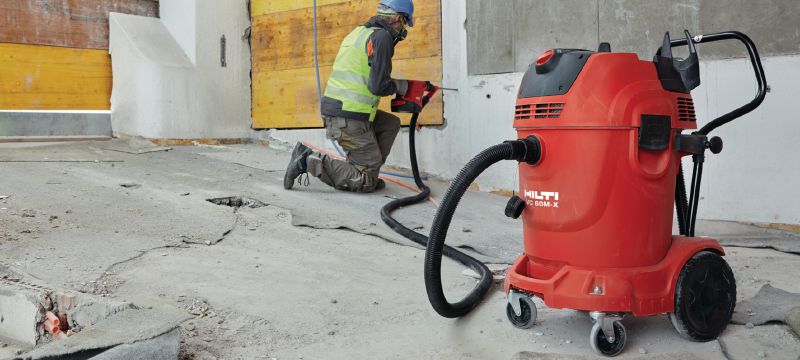 Odsesovalnik prahu razreda M VC 60M-X Zelo zmogljiv izvlekač prahu za povezavo z električnimi stroji in čiščenje delovišča (suho in mokro), 60-litrska posoda Vrste uporabe 1
